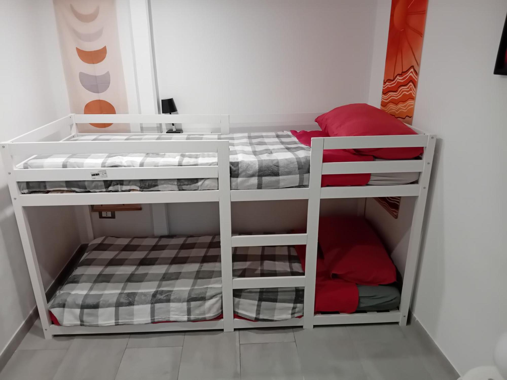 Room In Historical City Centre With Private Bathroom 카타니아 외부 사진