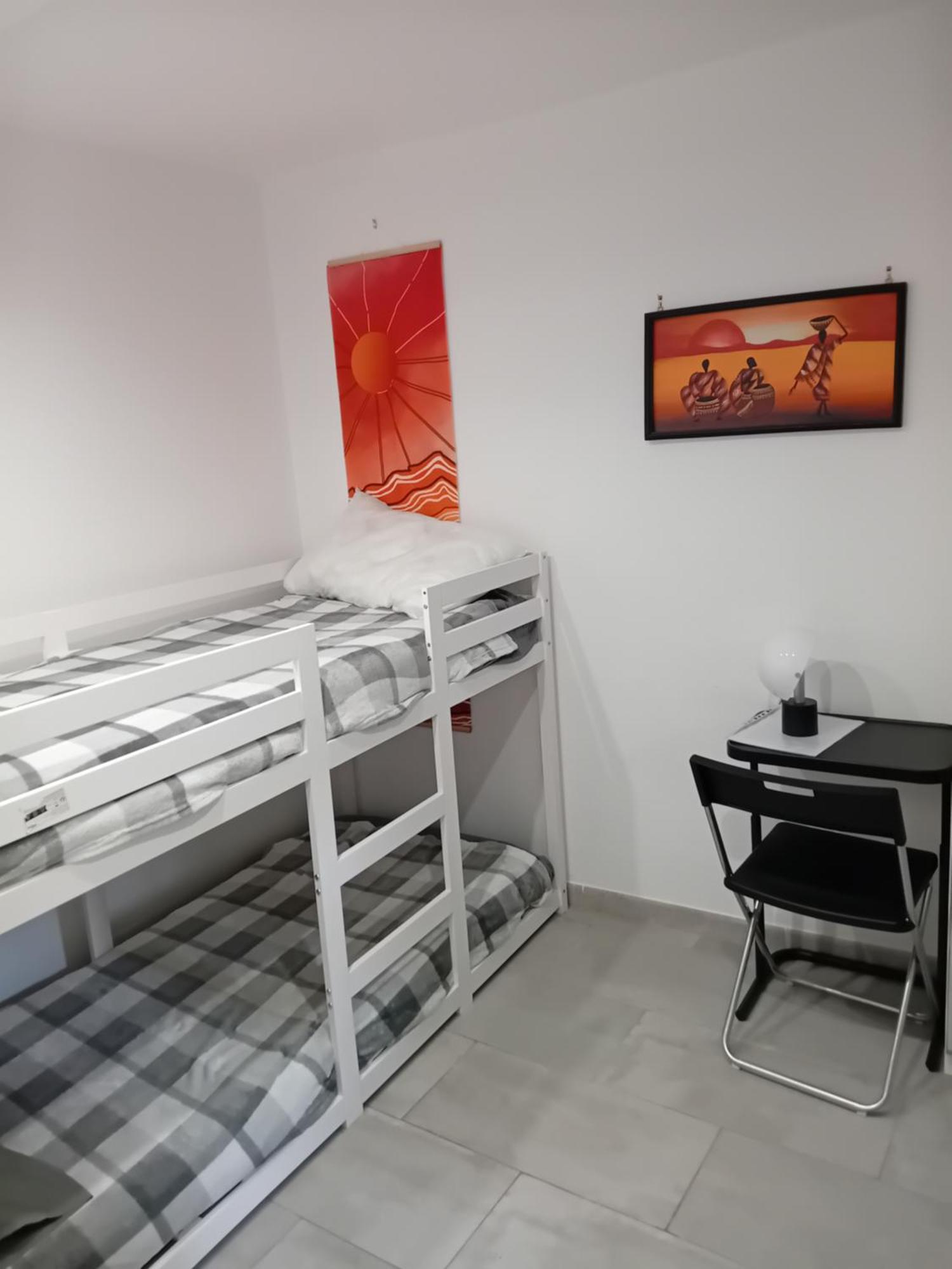 Room In Historical City Centre With Private Bathroom 카타니아 외부 사진